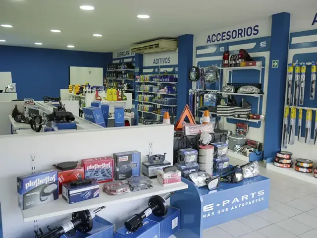Frente de E-parts Villa Martelli