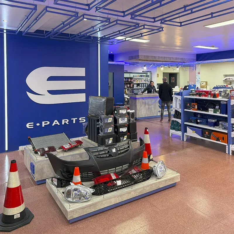 Interior de un local E-Parts